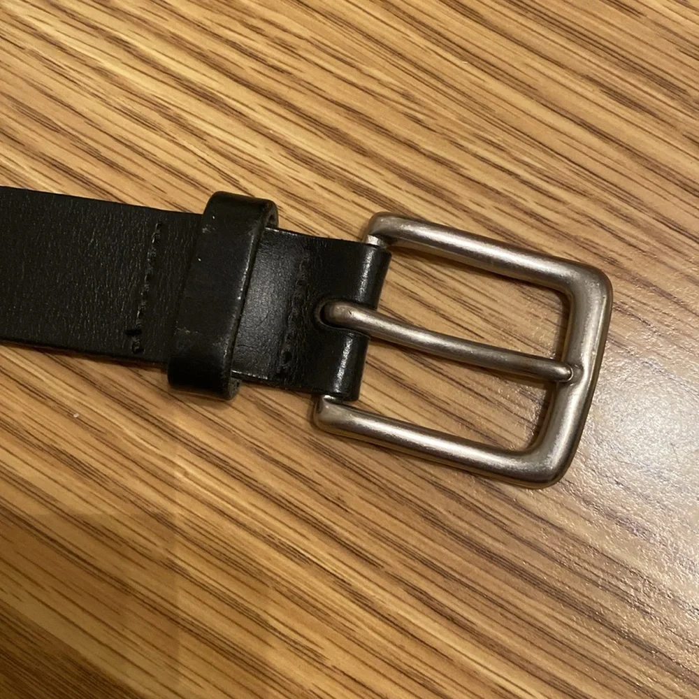 Gap Kids leather belt. Size: Kids L. Color: Black